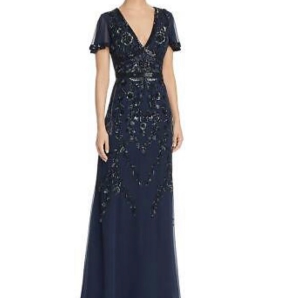 Aidan Mattox prom/Formal gown - Picture 2 of 8